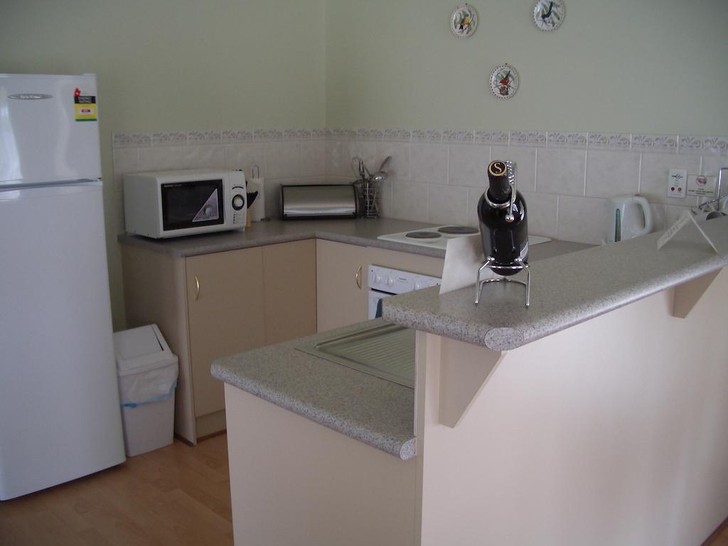 Carolynnes Cottages Naracoorte Zimmer foto